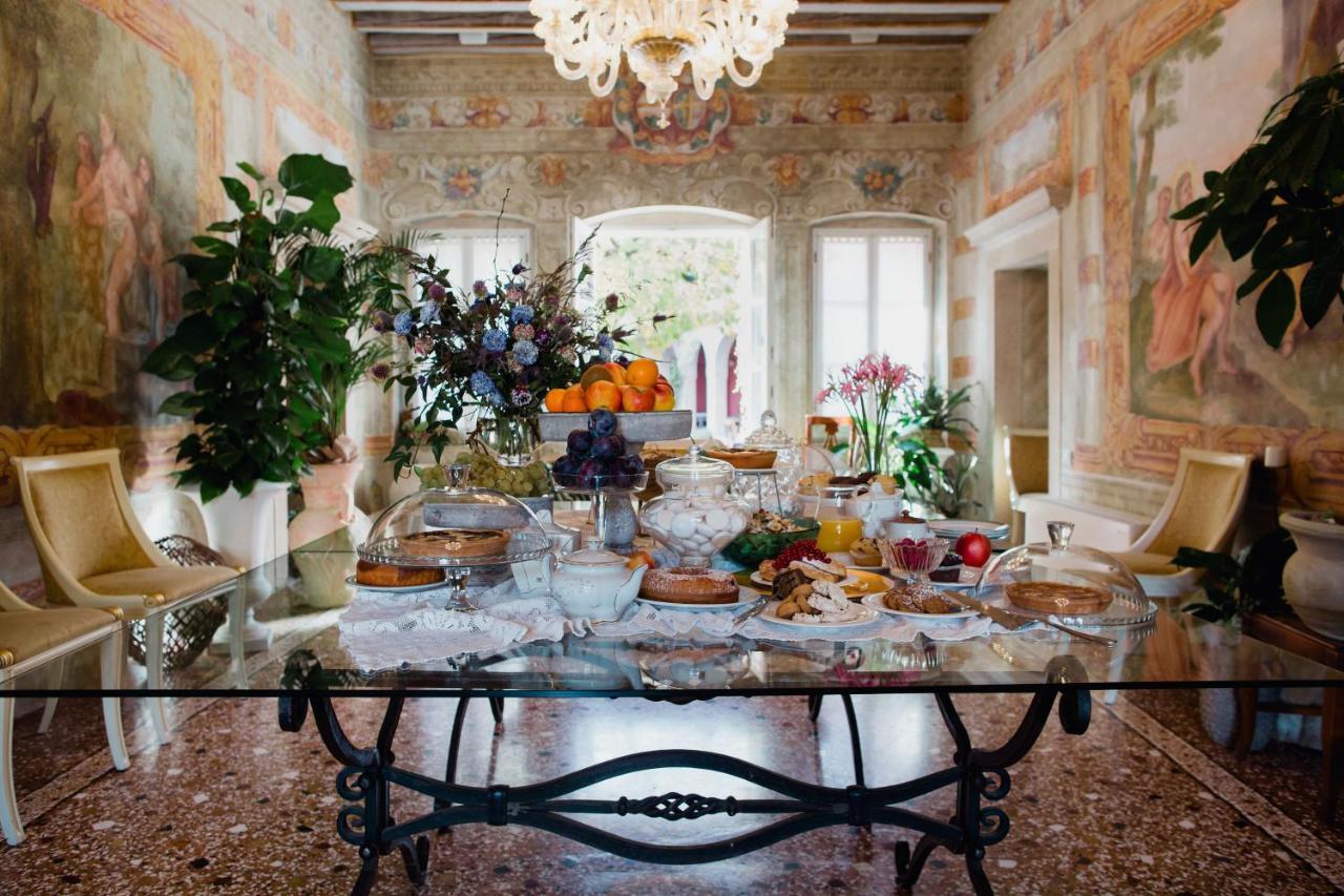 I Giardini Segreti Di Villa Marcello Marinelli チゾーン・ディ・ヴァルマリーノ エクステリア 写真